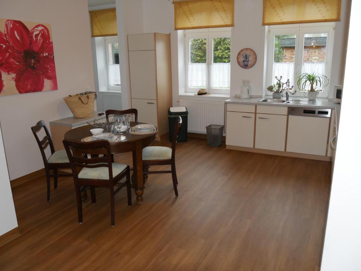 Lindenhof Wohnung 2, Erdgeschoss Vipperow Eksteriør billede