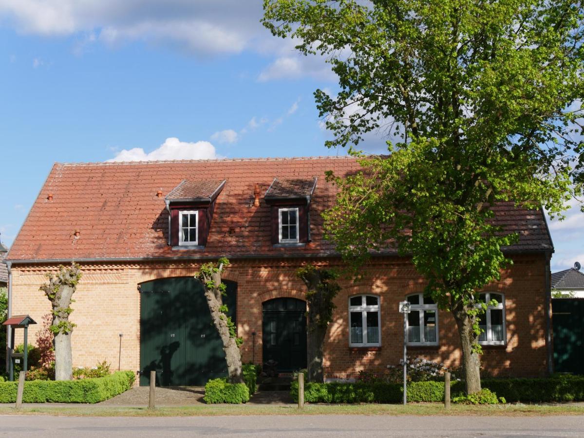 Lindenhof Wohnung 2, Erdgeschoss Vipperow Eksteriør billede